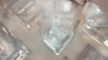 Galeriler Lafayette Paris Haussmann Ünlü Cam Coupole. Yüksek kalite 4k görüntü