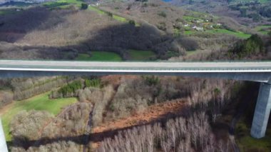 Viaduc des Angles Naves, Köprü dronu atışı. Yüksek kalite 4k görüntü