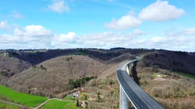 Viaduc des Angles Naves, Köprü dronu atışı. Yüksek kalite 4k görüntü