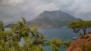 Türkiye 'nin Adrasan Antalya kentinin panoramik manzarası, denizi ve güzelliği. Yüksek kalite 4k görüntü