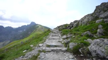 Göl manzaralı, Polonya, Zakopane. Kasperowy Verkh. Yüksek kaliteli FullHD görüntüler