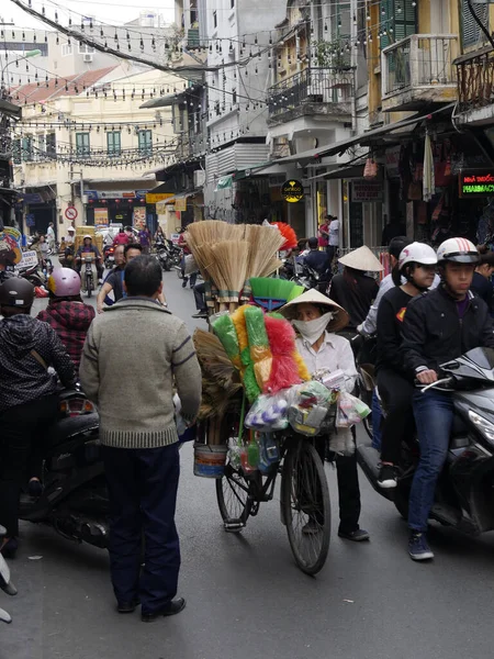 Straat Pedlar Het Oude District Van Hanoi Bedrijven District Vietnam — Stockfoto