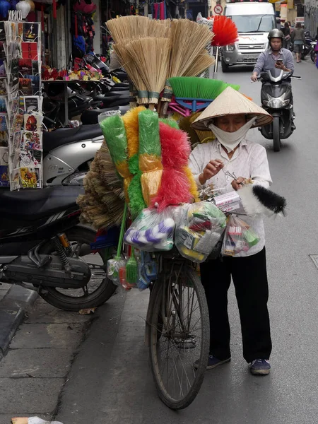 Straat Pedlar Het Oude District Van Hanoi Bedrijven District Vietnam — Stockfoto