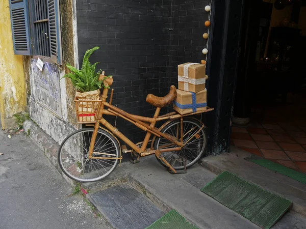 stock image Vietnam, Quang Nam Province, Hoi An City, Old City listed at World Heritage site by Unesco, Wood Bicycle