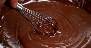 Çırpma teli dönüm sütlü çikolata