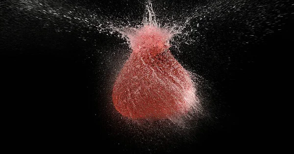 Schot Breken Water Gevulde Rode Ballon — Stockfoto