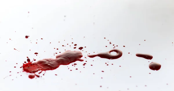 Goteo Sangre Contra Fondo Blanco — Foto de Stock