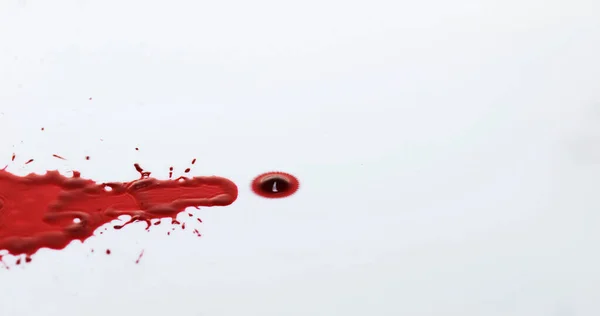 Goteo Sangre Contra Fondo Blanco —  Fotos de Stock