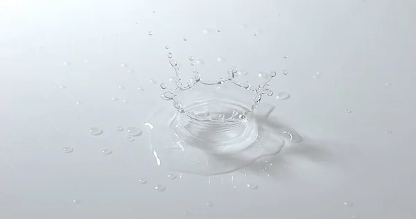Капля Воды Падает Воду — стоковое фото