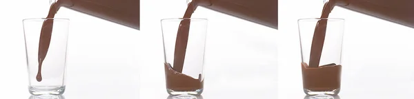 在白色背景下把巧克力倒入玻璃杯 — 图库照片