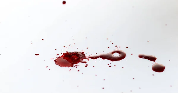 Vér Csöpög Fehér Háttér Stock Kép