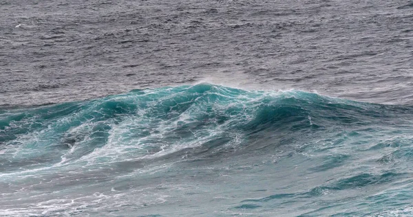 Waves Atlantic Ocean Porto Moniz Madeira Island Portugal — Fotografia de Stock