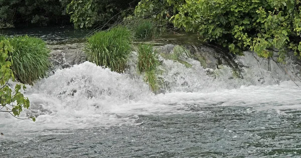 Vodopád Řeka Přírodní Park Krka Poblíž Šibeniku Damaltii Chorvatsko — Stock fotografie