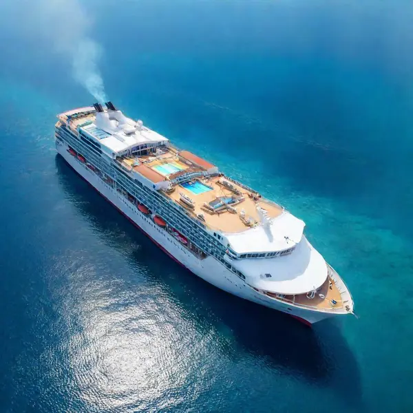 Cruise Ship Sea Aerial View — Бесплатное стоковое фото