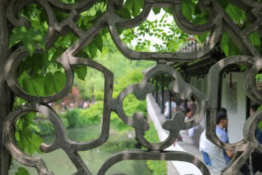 Yeşil Aslan Heykeli Fotoğraflı Mütevazı Yönetici Bahçe Sanat Müzesi