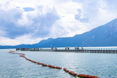 Yunnan 'daki Dianchi Gölü' nün Lakeside Fotoğrafı