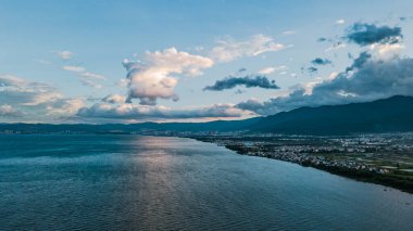 Dali Yunnan 'daki Dianchi Gölü' nün Taze ve Canlı Ekolojik Fotoğrafları