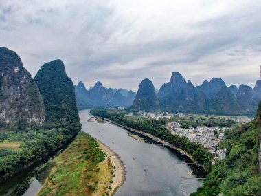Yangshuo Li Nehri Havadan Görünümü 20 Yuan Manzarası