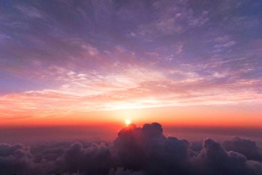 Emei Dağı Sichuan Büyük Gün Doğumu Bulut Deniz Fotoğrafçılığı Atmosferik Fenomenon