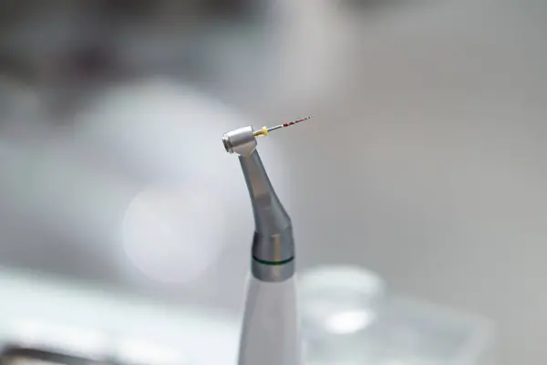 Endodontik ekipmanları yakın çekim, kopyalama alanı.