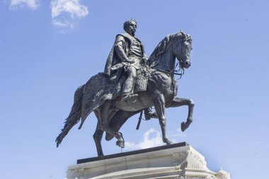 Budapeşte, Kossuth Meydanı, Kont Gyula Andrssy 'nin heykeli