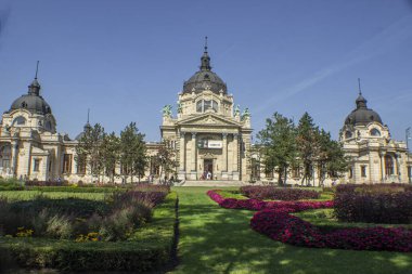 Macaristan, Vrosliget, Szchenyi termal banyosu.