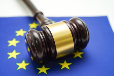 AB bayrak geçmişi, iş ve finans kavramına mahkeme çekici.