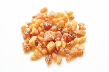 Tütsü veya olibanum aromatik reçine tütsü ve parfüm için.