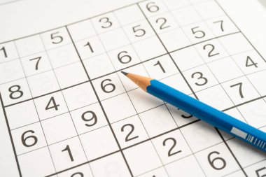 Sudoku bulmacası, yaşlı hastada Alzheimer hastalığı geliştirmek için beyin oyunu.