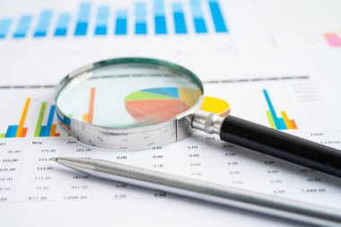 Grafikte büyüteç var. Finans ve ticaret.