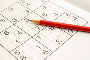 Sudoku bulmacası, yaşlı hastada Alzheimer hastalığı geliştirmek için beyin oyunu.