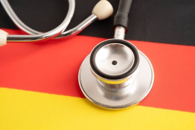 Siyah steteskoplu Almanya bayrağı, iş ve finans kavramı.