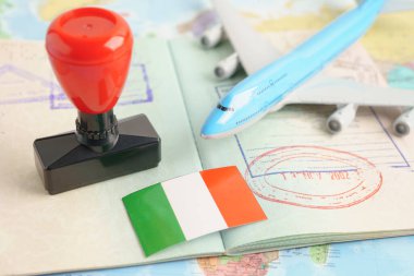 Turizm belgesinin onaylı olduğu İtalya pasaportu, ülkedeki havaalanındaki göçmenlik bürosuna gönderildi..