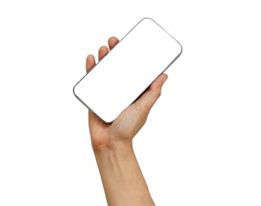 Beyaz arka planda boş ekran ile akıllı telefonu elinde tutan Asyalı kadın.