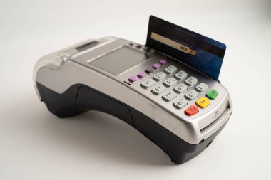 Finans ve alışveriş sektörü ve teknoloji için ödeme POS terminali.