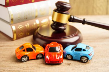 Bangkok, Tayland 15 Mart 2023 Araba kazası davası ve sigorta,.