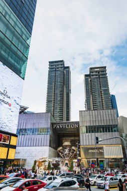 Kuala Lumpur, Malezya - Aralık 2022: Pavilion Kuala Lumpur, Kuala Lumpur 'un Bukit Bintang bölgesinde yer alan tarihi bir alışveriş merkezi
