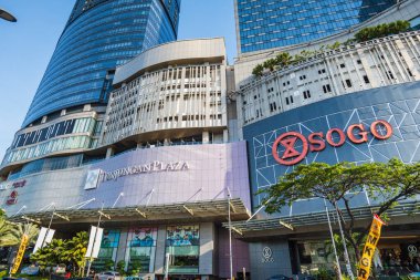 Surabaya, Endonezya - 07.10.2023: Surabaya 'daki Tunjungan Plaza alışveriş merkezi, şehrin tarihi bir alışveriş merkezi