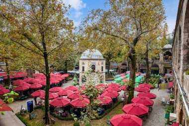 Bursa, Türkiye 'de tarihi bir kervan olan Koza Han mimarisi.