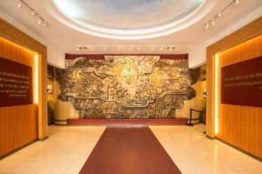 Hanoi, Vietnam - 12.21.2023 Vietnam Askeri Tarih Müzesi mimarisi. Hanoi 'de popüler bir turizm merkezi.