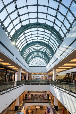 Emirlik mimarisinin alışveriş merkezi, Dubai 'de bir alışveriş merkezi, BAE