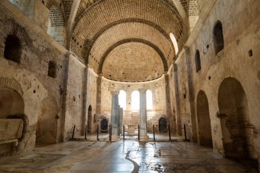 Demre, Türkiye 'deki Aziz Nicholas Kilisesi, Noel Baba Kilisesi. Antik Myra şehrinin tarihi Doğu Roma Bazilikası..