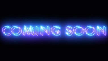 Film fragmanı geliyor. Kısa bir mesaj geldi. Yüksek çözünürlüklü koyu renk arkaplan üzerinde parıldayan neon renkli bir taslak içeren Neon renkli Coming Soon kelime çizelgesi.