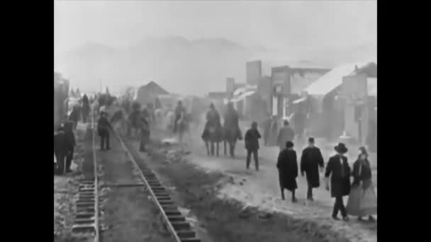 アメリカ 1924 この静かな西部では 建設中の大陸横断鉄道の近くで