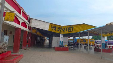 Khajuraho-Madhya Pradesh-Hindistan-7 Ağustos 2022 - Khajuraho Tren İstasyonu