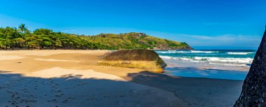 Ilhabela adasındaki güzel Bonete plajının fotoğrafı.