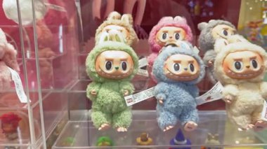 Dubai, BAE - 18 Mayıs 2025: Pop Mart 'ın 