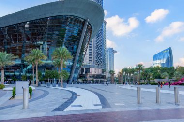 Dubai, Birleşik Arap Emirlikleri - 26 Şubat 2024: Dubai Opera Binası, Birleşik Arap Emirlikleri. Yüksek kalite fotoğraf