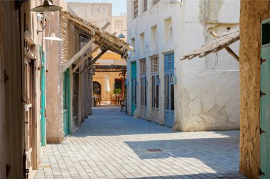 Dubai 'deki Al Fahidi Tarih Bölgesi' nin eski Dubai kasabasındaki geleneksel Arap mimarisi. Yüksek kalite fotoğraf