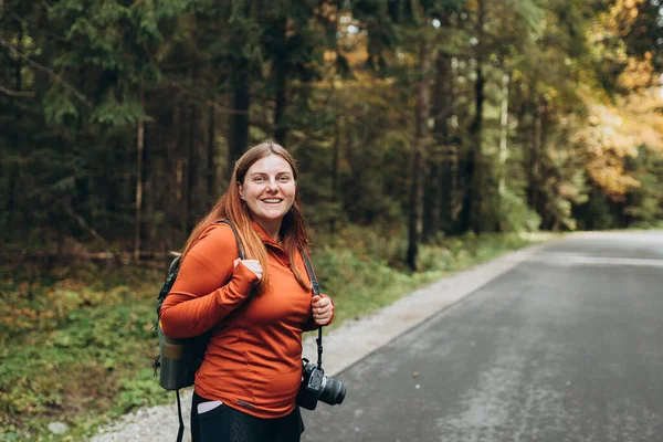 Tourist Woman Hiking Footpath Autumn Forest Happy Redhead Person Active — Stock Photo, Image